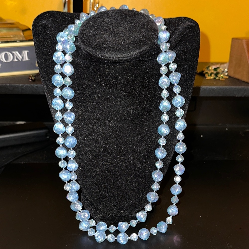 Elegant Blue Beaded Necklace